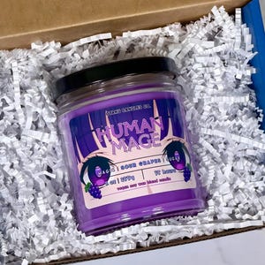 Vela de mago humano - Inspirada en el anime Beyond Journey's End / Vela de fantasía / Velas veganas / Regalos de anime imagen 1