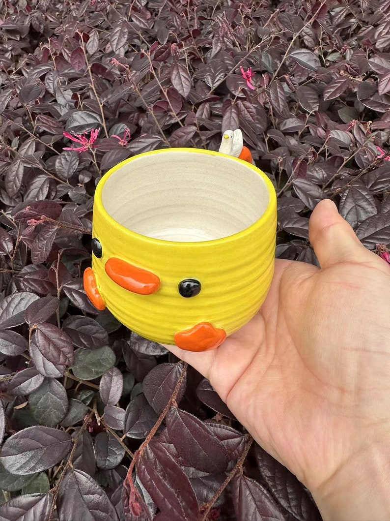 Jolie tasse en céramique faite main canard jaune, tasse à café oiseau, tasse à café canard, cadeau unique, pendaison de crémaillère, cadeau d'anniversaire, cadeau fête des mères image 5