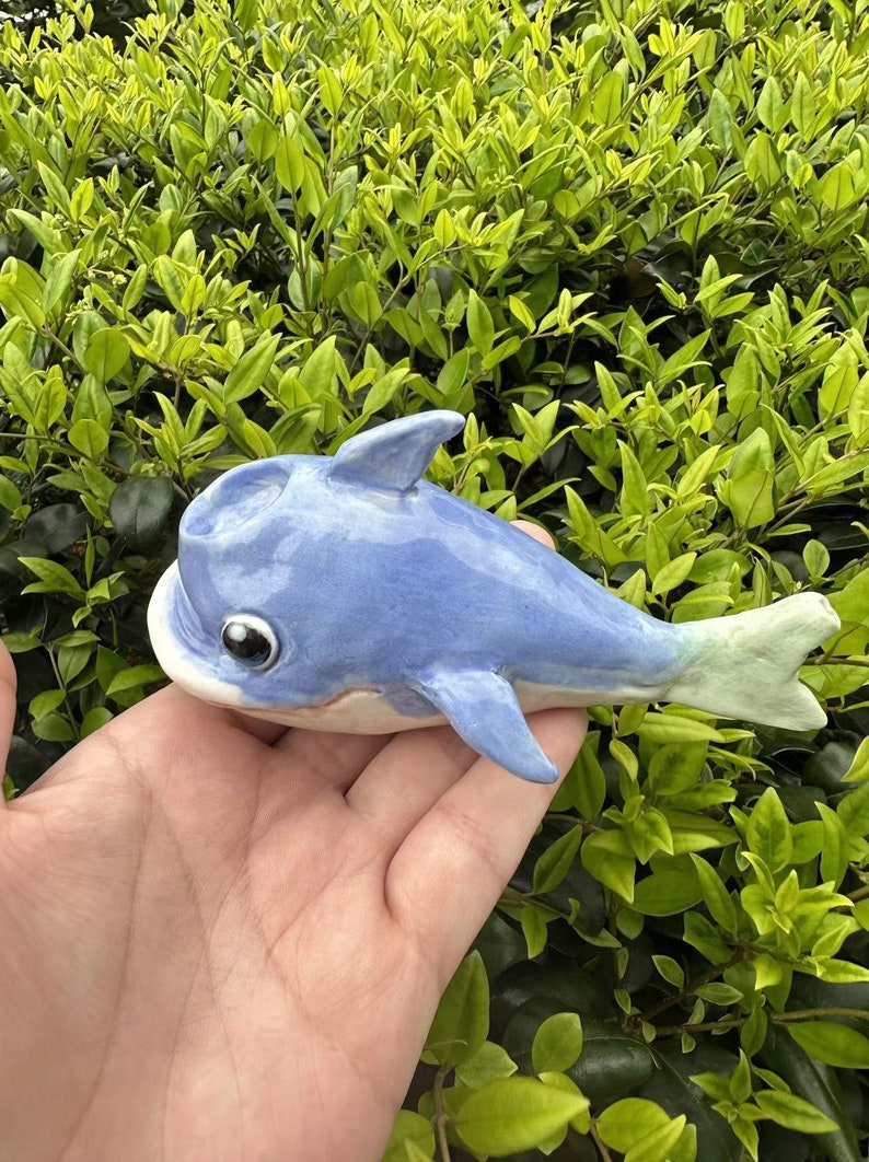 Niedliche Delfin Keramik Mädchen Schüssel, Delfin Pfeife, Pfeife aus dem Meer, künstlerische Lady Pfeife, einzigartiges Geschenk, Geschenk vom Meer, Muttertagsgeschenk Bild 3