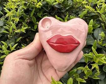 Joli bol girly en forme de coeur avec des lèvres rouges, pipe faite main, pipe artistique pour femmes, cadeau pour la fête des mères