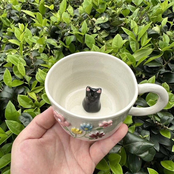 Handmade Black Cat Cute Ceramic Mug,Dainty Flower Mug, Ceramic Coffee Mug,Handbuilt Pottery,Gift for Her, Birthday Gift,Mother's Day Gift