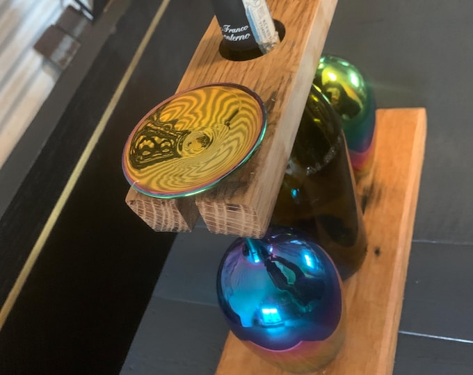 wine bottle and glasses holder, handmade from reclaimed wine/whiskey barrel staves with oak base is from the cask lid wine/whiskey lovers