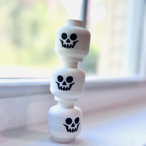 Skeleton Fidget Clicker: 3D Printed Halloween Stress Relief Toy