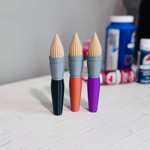 Paintbrush Fidget Clicker: Stress Relief Desk Toy for Artists