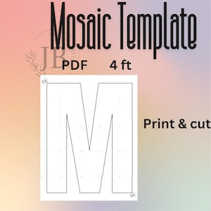 以下が含まれることがあります： 黒い文字「Mosaic Template PDF 1.2 m Print & cut」と白い文字「M」のモザイクテンプレート。背景はピンク、オレンジ、紫のグラデーションです。