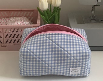 Katoenen toilettas dames esthetische make-up tas blauwe gingham check toilettas handgemaakte gewatteerde toilettas