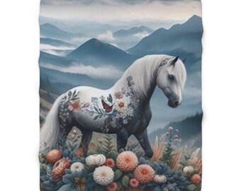 Cozy White Horse Fleece Blanket Soft Lightweight Throw Perfect for Couch Bed & Travel Horse Lover Gift