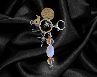 Cowgirl Horse Bridle Charm Beautiful Equestrian Jewelry Pendant for Horse Lovers, Perfect Gift for Riders and Western Enthusiasts