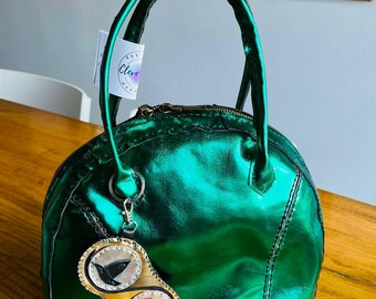 Handcrafted hand stitched Leather Purse