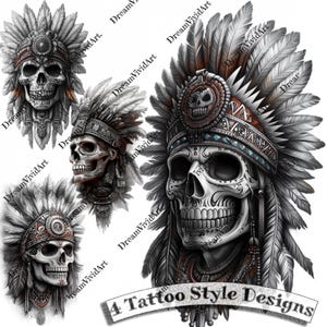Op de afbeelding: Vier tattoo-ontwerpen met een schedel die een indiaanse hoofdtooi met veren draagt. De schedels zijn in verschillende stijlen, sommige hebben gedetailleerde ontwerpen op hun gezichten.