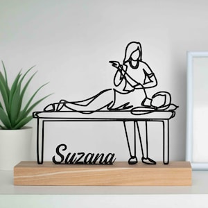 Elegant therapist-themed sculpture with customizable name, a thoughtful gift for physiotherapists, perfect for clinics or home decor.