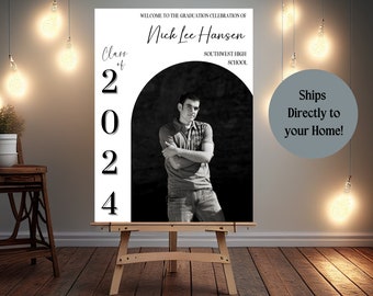 Class of 2024 Graduation Party Welcome Sign Custom Photo Grad Party Sign Personalized Graduation Decor High School College Graduation Sign