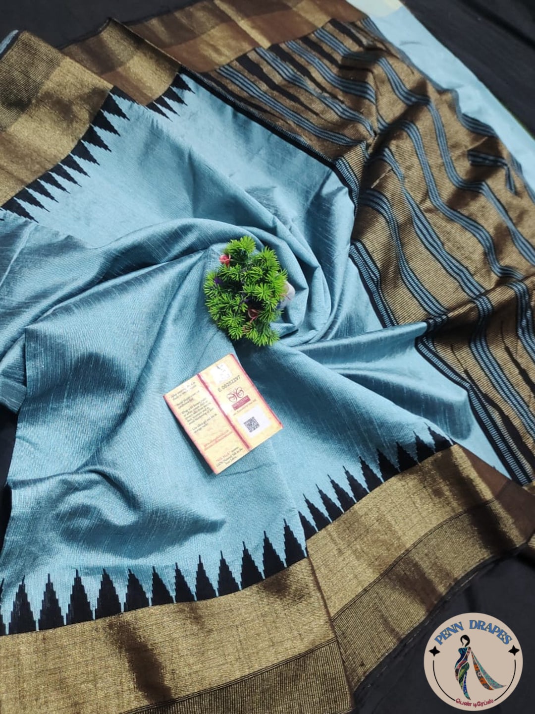 Pure Raw Silk Handloom Saree with Small Body Weave and Rich Pallu – Silk Mark Certified