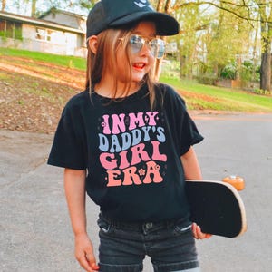 私のパパの女の子時代のTシャツ、かわいい幼児のパパの女の子のシャツ、レトロスタイルのユースTシャツ、パパの小さな女の子のTシャツ、父娘のシャツ
