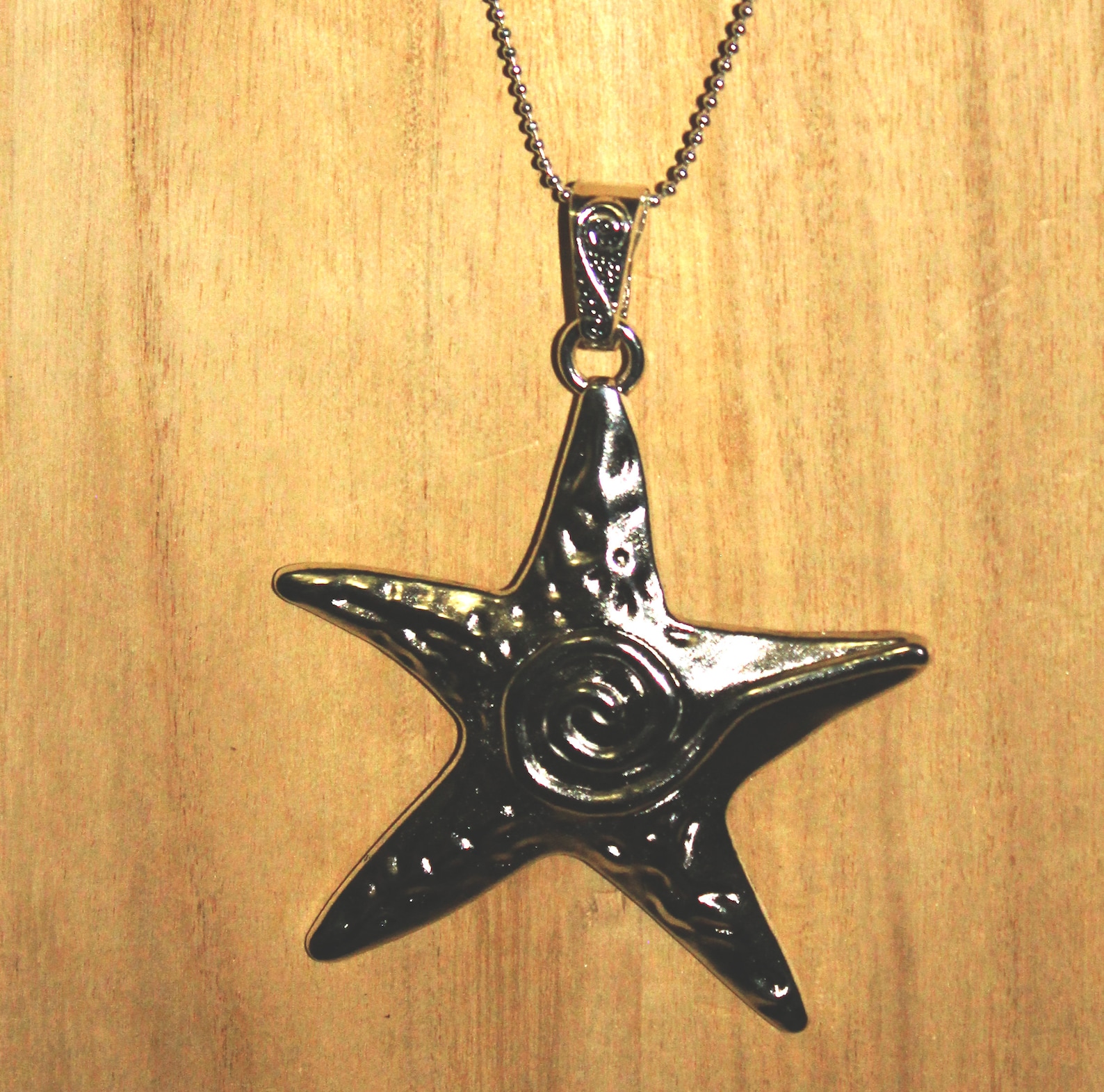 Hammered Starfish Pendant Necklace – Silver Plated, 18 Inch Chain - Etsy