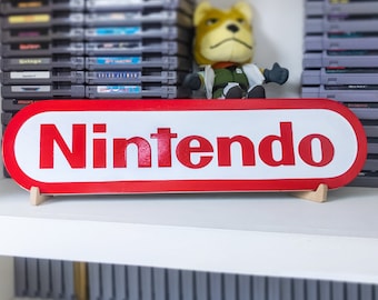 Placa de madeira com o logotipo grande da Nintendo – Arte de parede retrô para jogos gravada em CNC – Decoração vintage da Nintendo