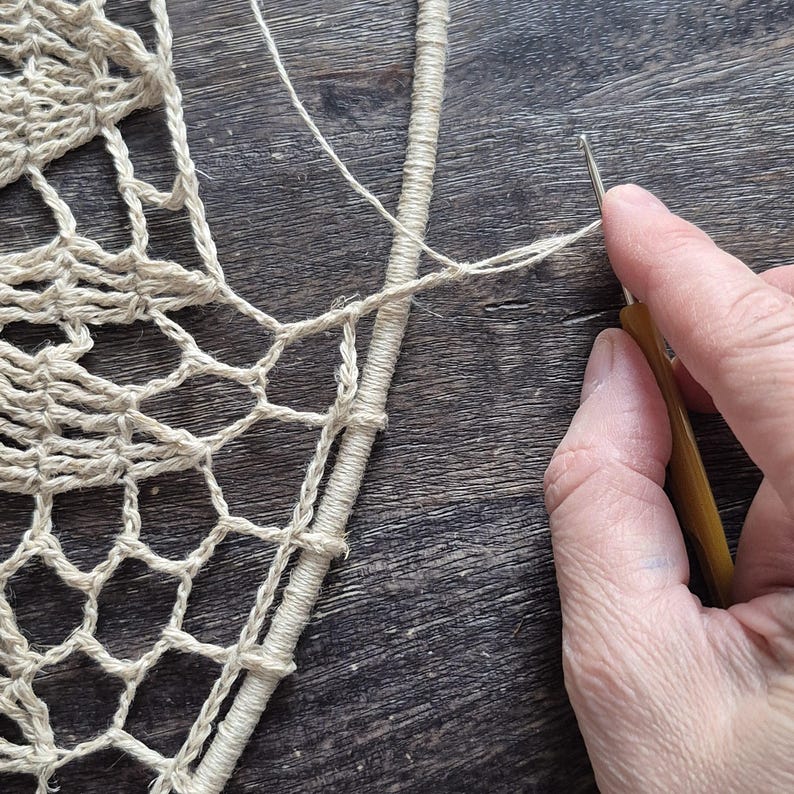 Crochet Mandala Pattern PDF Diagram + Videos, Leafy Vine, 60cm 24in Wall Hanging, English image 5