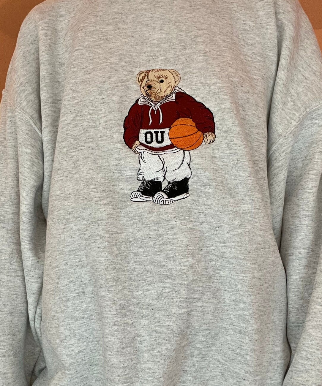 Embroidered OU Bear Sweatshirt- Vintage Crewneck - Etsy