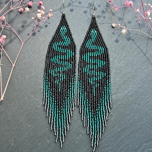 Beaded earrings Snake earrings Green black beaded earrings Animal print Boho earrings Long earrings Dangle earrings Handmade earrings