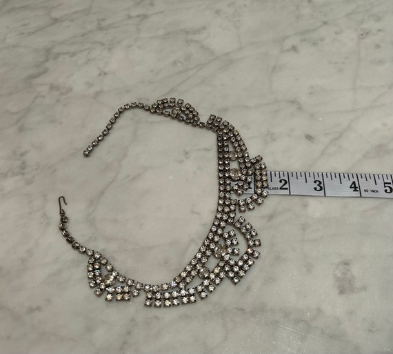 1950s Rhinestone Bib Necklace - image 4