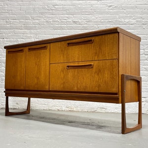 Vintage Mid Century Modern Teak Square Leg CREDENZA / Sideboard, c. 1960&#39;s