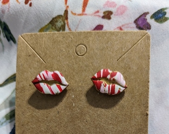 Kiss Earrings