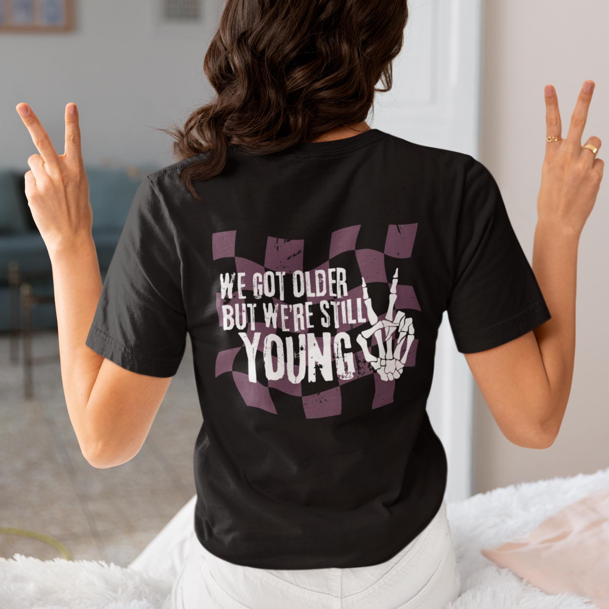 Elder Emo Moms Club Shirt Pop Punk Band Clothes 2000s Emo Parent Alt Millennial Mom Gift 2000s Scene Kid Aesthetic Scene Kid Aesthetic