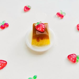 Pudding Keycap | Flan Keycap | Dessert Keycap | Food Keycap | Kawaii Keycap | Cute Keycap | Handmade Keycap | Artisan Keycap | Resin Keycap