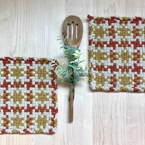Handmade Woven Potholder- Set of 2 XL Large Hot Pad 8&quot; x 8&quot; Pro Size Woven