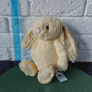 Jellycat Medium Blossom Lemon Bunny Soft Plush Toy Floral Ears Feet Rare Retired BNWT