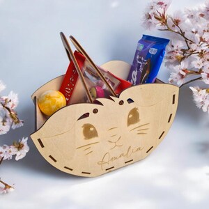 Großer Osterkorb aus Holz mit Henkel, personalisiertes Osternest mit deinem Namen, niedliches Ostergeschenk, Eierkorb, Häschenohren, Hase