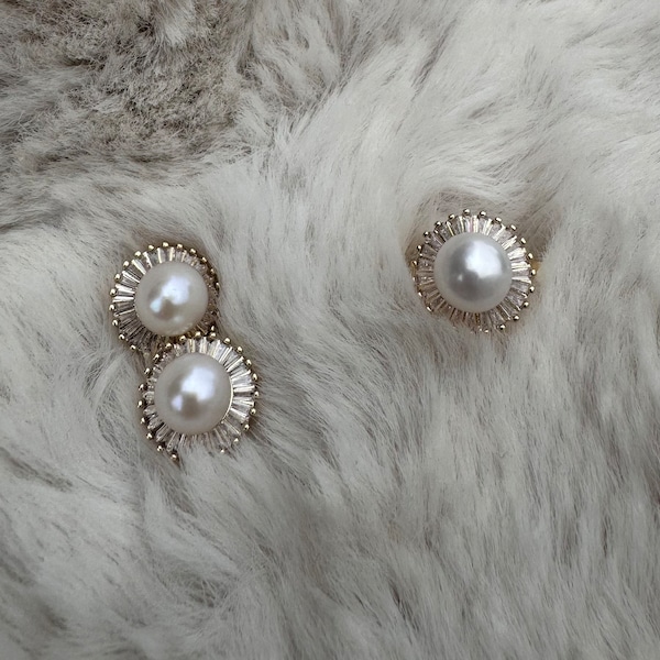 Pearl Jewelry Set - Elegant Sunburst Design Necklace, Earrings, and Ring - Perfect for Special Occasions