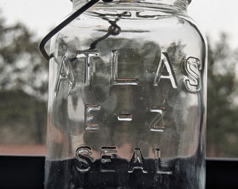 Atlas E-Z Seal Clear Glass Mason Jar Canning Jar with Glass Lid & Wire Closure Antique Vintage