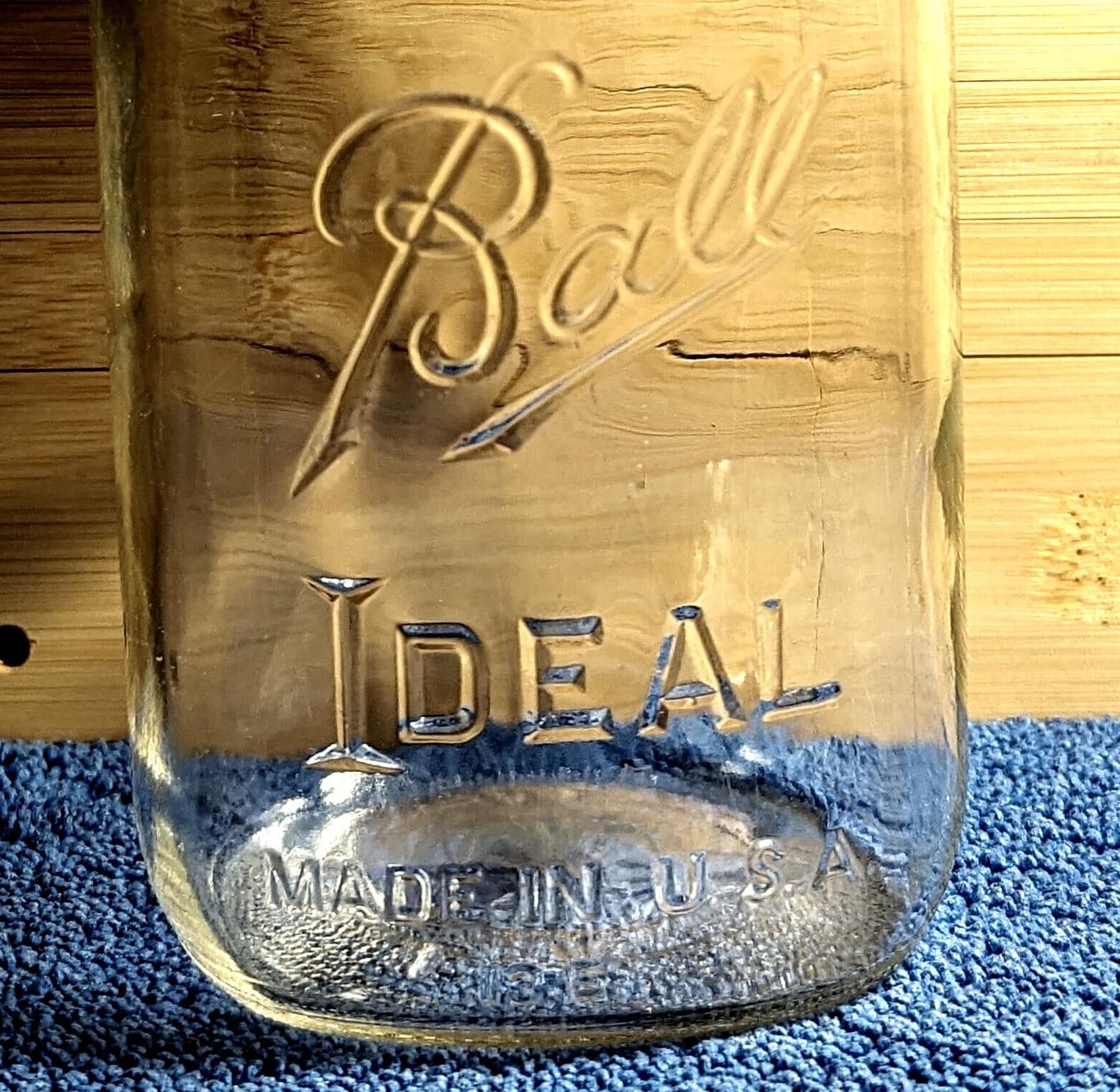 Made in USA - Vintage Mason Ball IDEAL Jar 32 Oz Quart 1930