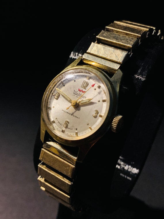 Vintage Gold-Plated Waltham Ladies Mechanical Wris