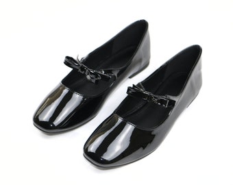 Elegant Black Patent Leather Mary Jane Flats - Chic Glossy Women's Shoes with Bow Detail, Perfect for Business and Casual Wear