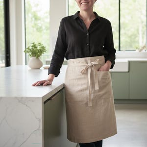 Linen Bistro Apron 25''x35'' - Unisex Half Apron with Pockets, Adjustable Waist Ties, Ideal for Chefs, Home Cooks, Baristas, Servers & More
