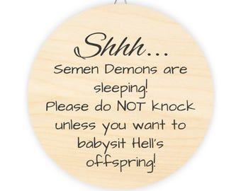 Letreros de madera de demonios de semen Shhh
