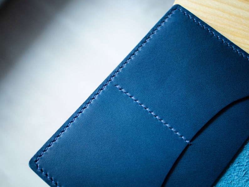 Cartera de cuero para pasaporte, funda para pasaporte de hombre, estuche para pasaporte de viaje, regalo de cumpleaños imagen 6