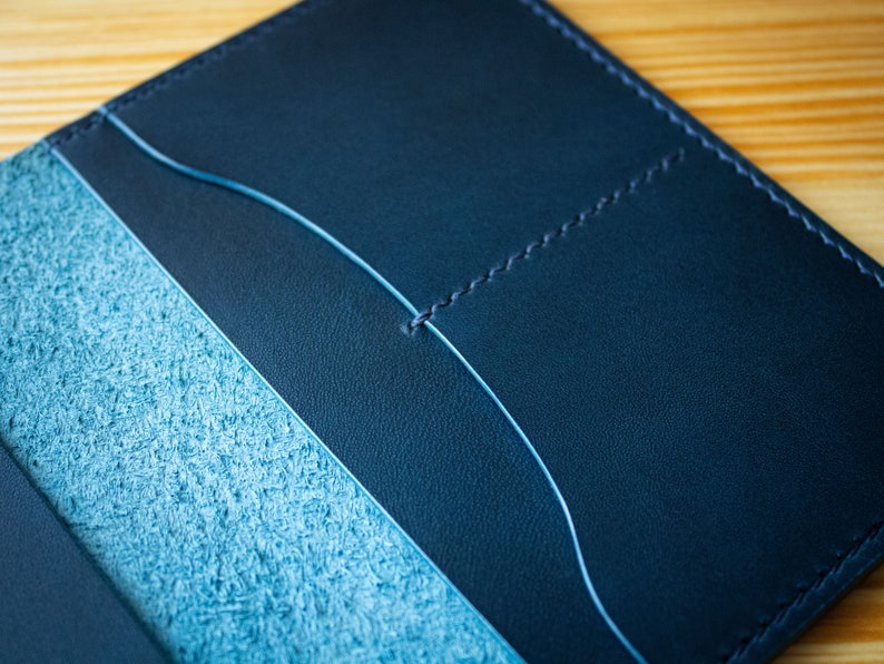 Cartera de cuero para pasaporte, funda para pasaporte de hombre, estuche para pasaporte de viaje, regalo de cumpleaños imagen 3