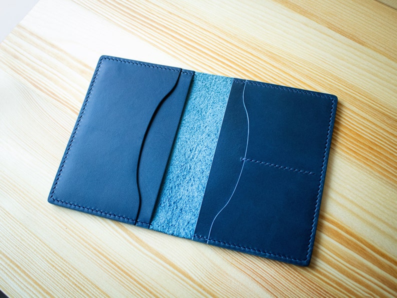 Cartera de cuero para pasaporte, funda para pasaporte de hombre, estuche para pasaporte de viaje, regalo de cumpleaños imagen 7
