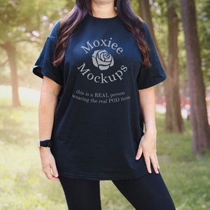 Gildan 5000 Mockup, Black, G5000, Gildan Mock ups, Model Mockup, Trendy, Urban, Halloween Mockup, outdoor, oversized tshirt,pumpkin,skeleton