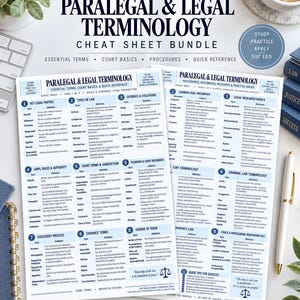 Pode incluir: Um pacote de duas folhas de referência rápida sobre terminologia jurídica e paralegal impresso em papel branco. Os documentos apresentam cabeçalhos azuis e tabelas organizadas que definem partes legais, tipos de leis e procedimentos.