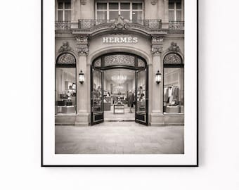 Impresión de boutique parisina: arquitectura de moda en blanco y negro (descarga digital)