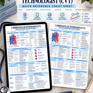 Op de afbeelding: Een Cardiovascular Technologist (CVT) naslagwerk op een tabletscherm en een geprinte pagina. Het document bevat blauw-witte tabellen met details over hartanatomie, hartdrukwaarden, inspanningstesten en vasculaire onderzoeken.