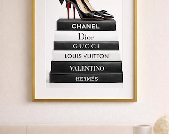 Lámina decorativa con estampado de tacones altos y pilas de libros de diseño / Arte mural de moda de lujo (descarga digital)