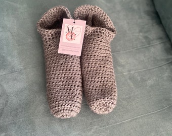 socks /slippers