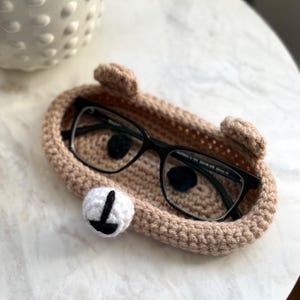 Handmade Crochet Bear Glasses Holder- Father&#39;s Day Gift, Crochet Glasses Holder, TikTok Viral, Viral Crochet, Animal Crochet, Glasses Holder