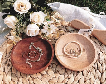 Custom Round Wood Ring Dish, Personalized Wedding Ring Dish, Birth Jewelry Dish, Gifts for Newlywed, Engagement Ring Holder, Mother's Day