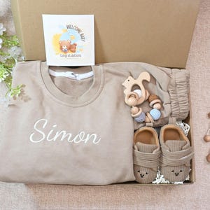Sweatshirt Jogger Set, Personalized Crewneck Sweater Jogger, Customized set, Gender Neutral Sweater, Baby Gift, Set Baby and Toddler